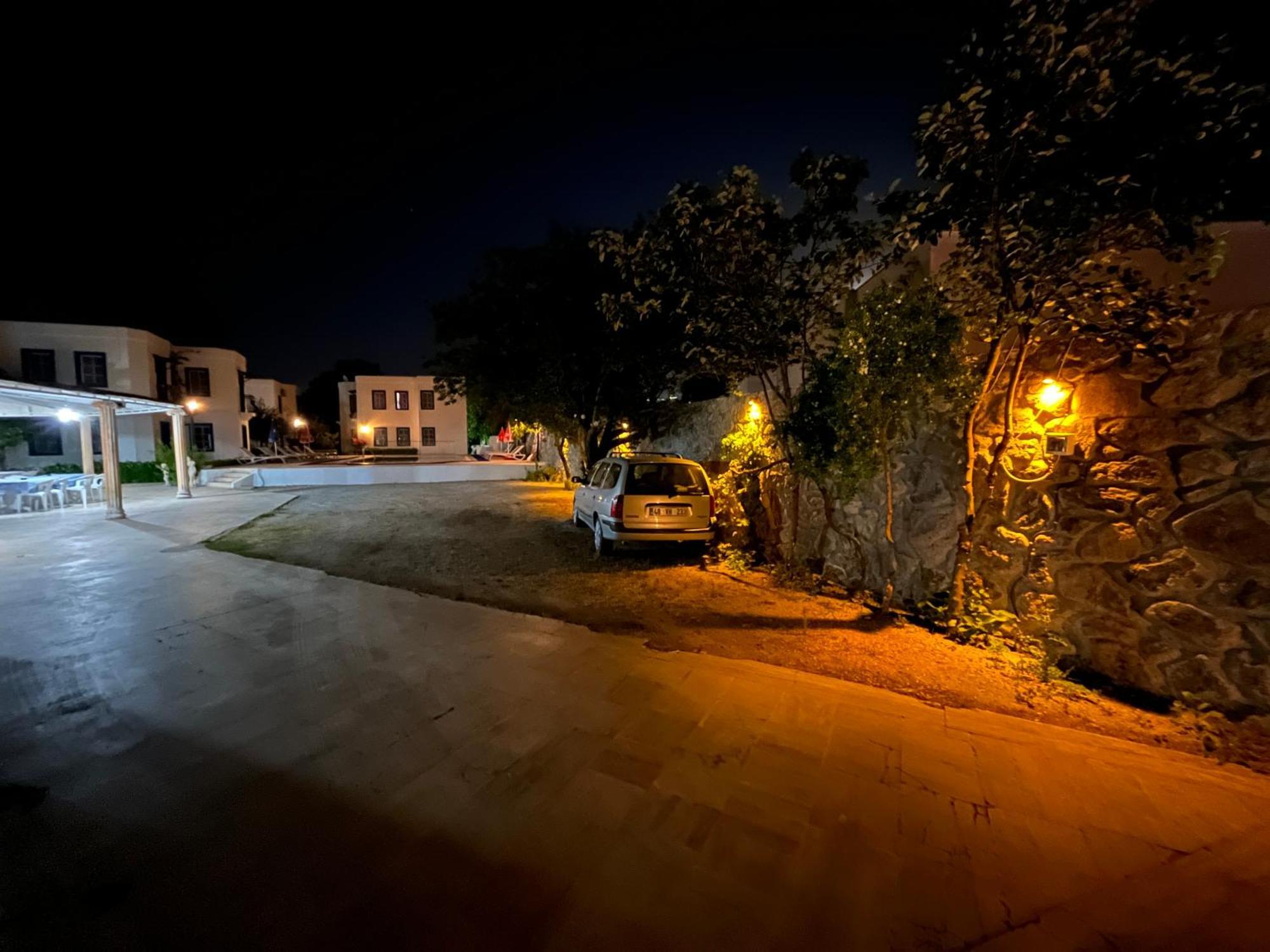 Ege Apartments Yalikavak Bagian luar foto