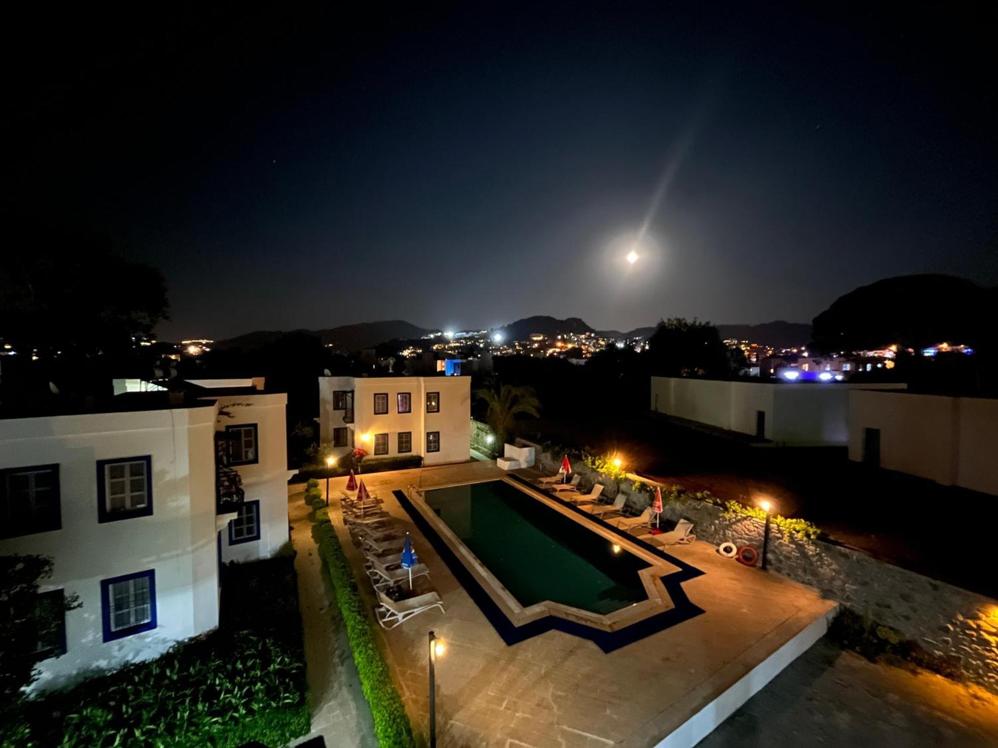 Ege Apartments Yalikavak Bagian luar foto