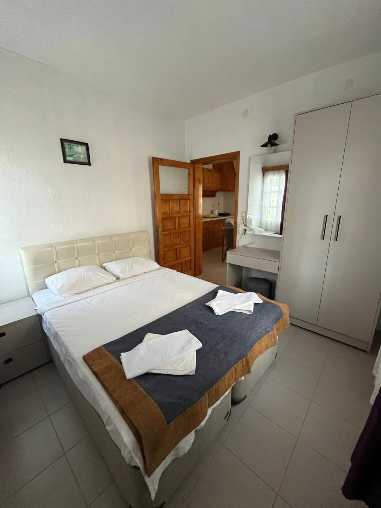 Ege Apartments Yalikavak Bagian luar foto